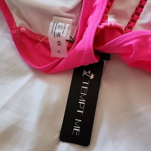 Hot Pink Swimsuit 🩱 - Picture 6 of 7